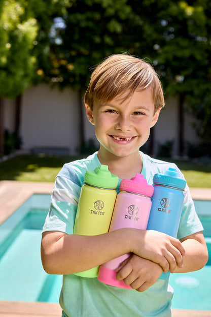 ¡Nueva! Botella Actives Kids Glow in the Dark con Tapa Straw  Lid™  18oz / 530ml